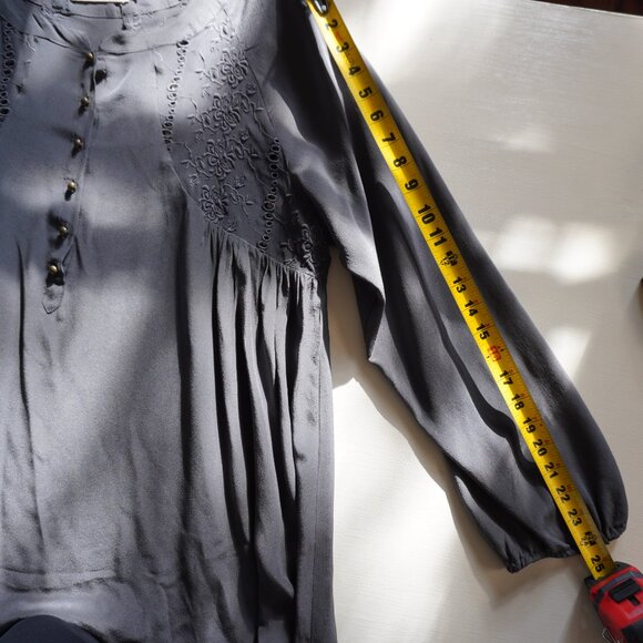 Johnny Was - 4 Love and Liberty Grey Blouse Size Large - Picture 7 of 8